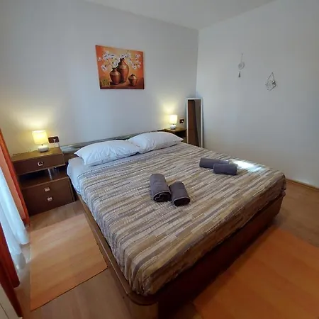 בית נופש Casa Ani אומאג